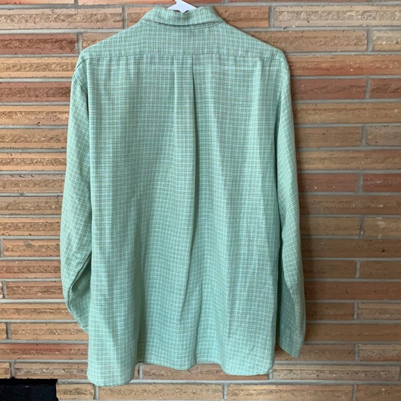 Men’s vintage button down long sleeve shirt. - Picture 3 of 4